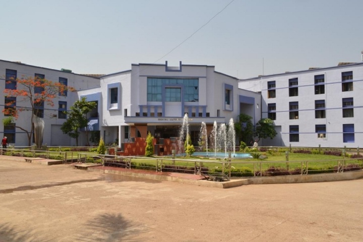 https://cache.careers360.mobi/media/colleges/social-media/media-gallery/6026/2020/12/15/Campus view of Chhattisgarh Dental College and Research Institute Rajnandgaon_Campus-View.jpg